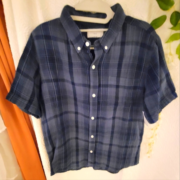 NWT Boys Old Navy Button Up Plaid Short Sleeve Shirt. - Picture 8 of 12